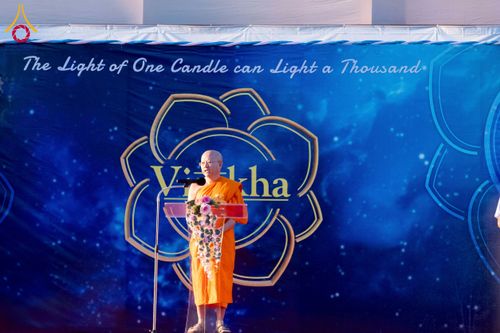 ภาพ No.225681:วันอาทิตย์ที่ 11 พฤษภาคม พ.ศ. 2568 วัดพระธรรมกายแคลิฟอร์เนีย จัดงานวิสาขบูชานานาชาติ และถวายมหาสังฆทานคณะสงฆ์ 120 รูป