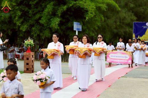 ภาพ No.254996:วันที่ 15 ตุลาคม พ.ศ. 2568 พิธีทอดกฐินสามัคคีประจำปี 2568 บูชาธรรม 81 ปี หลวงพ่อธัมมชโย ณ ศูนย์อบรมเยาวชนกาญจนบุรี