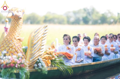 ภาพ No.175438:พิธีทอดกฐินสามัคคี ณ ศูนย์ปฏิบัติธรรมแก้วมงคลสกลนคร(หนองหาร) ต.ท่าแร่ อำเภอเมือง จังหวัดสกลนคร วันที่ 15 พฤศจิกายน พ.ศ. 2567