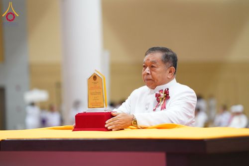 ภาพ No.207496:พิธีมอบโล่พระราชทาน สมเด็จพระกนิษฐาธิราชเจ้า กรมสมเด็จพระรัตนราชสุดาฯ สยามบรมราชกุมารี และโล่เกียรติยศโครงการตอบปัญหาธรรมะ "ทางก้าวหน้า" ครั้งที่ 42 พิธีมอบโล่วัชรเกียรติยศ โครงการตอบปัญหาศีลธรรมเพื่อสันติภาพโลก (WORLD-PEC) ครั้งที่ 18 วันที่ 12 ก.พ. 2568