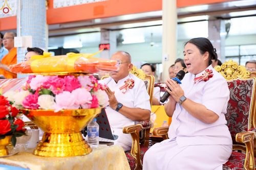 ภาพ No.263228:วันที่ 23 ตุลาคม พ.ศ. 2568 พิธีทอดกฐินสามัคคีทั่วไทย 30,000 วัด โดยคณะศิษยานุศิษย์ บูชาธรรม 81 ปี หลวงพ่อธัมมชโย ณ วัดพรหมวงศาราม เขตดินแดง กรุงเทพมหานคร