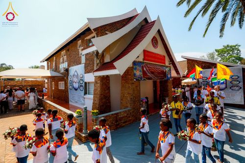 ภาพ No.176615:พิธีทอดกฐินแห่งทวีปแอฟริกา ณ วัดพระธรรมกายโจฮันเนสเบิร์ก สาธารณรัฐแอฟริกาใต้ วันอาทิตย์ที่ 20 ตุลาคม พ.ศ. 2567