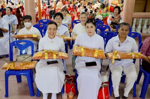 ภาพ No.259568:วันที่ 19 ตุลาคม พ.ศ. 2568 พิธีทอดกฐินสามัคคีทั่วไทย 30,000 วัด โดยคณะศิษยานุศิษย์ บูชาธรรม 81 ปี หลวงพ่อธัมมชโย ณ วัดโมกข์ อ.พระประแดง จ.สมุทรปราการ