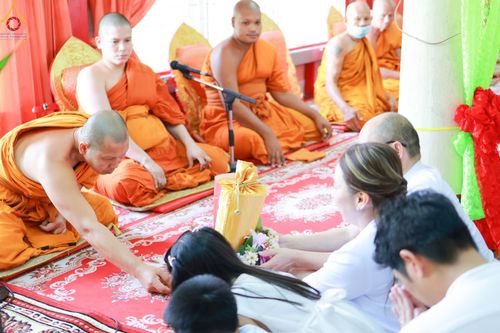 ภาพ No.170541:พิธีทอดกฐิน ณ วัดเสมาทอง ต.ถอนสมอ อ.ท่าช้าง จ.สิงห์บุรี ในโครงการกฐินสามัคคีทั่วไทย 30,000 วัด บูชาธรรม 80 ปี หลวงพ่อธัมมชโย โดยคณะศิษยานุศิษย์วัดพระธรรมกาย วันที่ 19 ตุลาคม พ.ศ. 2567