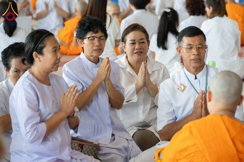 ภาพ No.134942:พิธีถวายบาตรแด่นาคธรรมทายาท ในโครงการบรรพชาสามเณรฟื้นฟูพระพุทธศาสนาทั่วไทย ณ สภาธรรมกายสากล วัดพระธรรมกาย จ.ปทุมธานี วันเสาร์ที่ 6 เมษายน พ.ศ. 2567