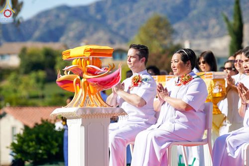 ภาพ No.100288:พิธีทอดกฐินบรมจักรพรรดิ ณ วัดพระธรรมกายแคลิฟอร์เนีย เมืองอาซูซ่า รัฐแคลิฟอร์เนีย ประเทศสหรัฐอเมริกา วันอาทิตย์ที่ 12 พฤศจิกายน พ.ศ. 2566