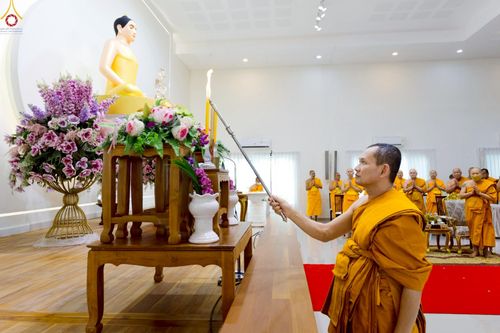 ภาพ No.232908:วันที่ 8  กรกฏาคม พ.ศ. 2568 สัมมนาคณะสงฆ์โซนภาคตะวันตก เพื่อฟื้นฟูพระพุทธศาสนา โครงการทอดกฐิน 30,000 วัดทั่วไทย ประจำปีพุทธศักราช 2568 ณ ศูนย์ปฏิบัติธรรมพระมงคลเทพมุนี อ.สองพี่น้อง จ.สุพรรณบุรี