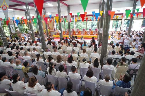 ภาพ No.163086:โครงการกฐินสามัคคีทั่วไทย 30,000 วัด บูชาธรรม 80 ปี หลวงพ่อธัมมชโย โดย คณะศิษยานุศิษย์วัดพระธรรมกาย ณ วัดถ้ำสาริกา อ.เมือง จ.นครนายก วันที่ 19 ตุลาคม พ.ศ. 2567