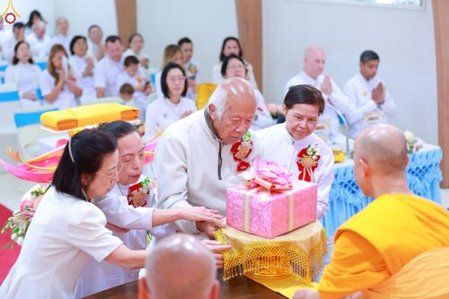 ภาพ No.257282:วันที่ 12 ตุลาคม พ.ศ. 2568 พิธีทอดกฐินสามัคคีประจำปี 2568 ณ วัดพระธรรมกายซีแอตเติล รัฐวอชิงตัน ประเทศสหรัฐอเมริกา 