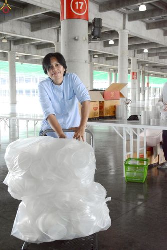 ภาพ No.246658:วันที่ 12 กันยายน พ.ศ. 2568 การเก็บงาน จัดเก็บไฟ LED ของเจ้าหน้าที่ทุกสถานะ ณ วิหารคด วัดพระธรรมกาย