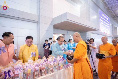 ภาพ No.196010:ผู้ว่าปทุมฯ เปิดงานวันครู ครั้งที่ 69 พ.ศ. 2568 จังหวัดปทุมธานี “เรียนดี มีความสุข : ครูไทยร่วมใจปฏิวัติการศึกษา เด็กฉลาดคิด ฉลาดทำ” ณ วัดพระธรรมกาย - รวมใจระลึกถึงพระคุณบูรพาจารย์ ยกย่องเชิดชูเกียรติผู้ประกอบวิชาชีพทางการศึกษาที่ประกอบคุณงามความดี 