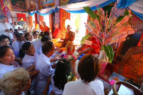 ภาพ No.173016:พิธีทอดกฐิน วัดพญาเม็งราย จ.เชียงราย ในโครงการกฐินสามัคคีทั่วไทย 30,000 วัด บูชาธรรม 80 ปี หลวงพ่อธัมมชโย โดยคณะศิษยานุศิษย์วัดพระธรรมกาย วันที่ 30 ตุลาคม พ.ศ. 2567