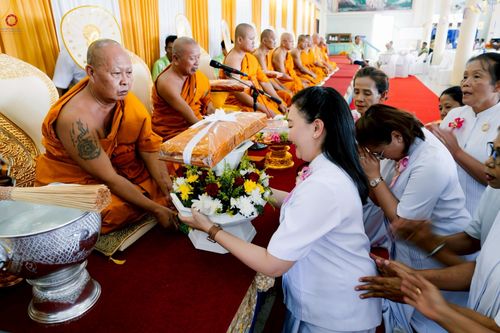 ภาพ No.268821:วันที่ 25 ตุลาคม พ.ศ. 2568 พิธีทอดกฐินสามัคคีทั่วไทย ณ วัดโคกแจง อ.มโนรมย์ จ.ชัยนาท โดยคณะศิษยานุศิษย์ บูชาธรรม 81 ปี หลวงพ่อธัมมชโย