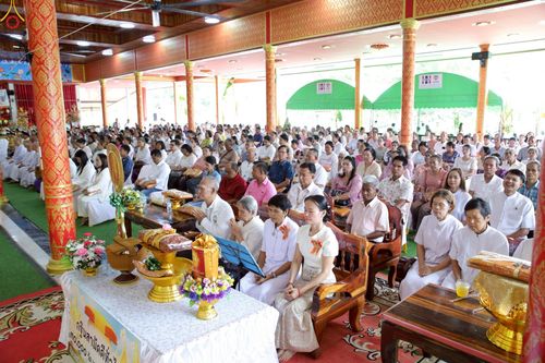 ภาพ No.251187:วันที่ 9 ตุลาคม พ.ศ. 2568 พิธีทอดกฐินสามัคคีทั่วไทย 30,000 วัด โดยคณะศิษยานุศิษย์ บูชาธรรม 81 ปี หลวงพ่อธัมมชโย ณ วัดถ้ำห้วยกลาง ตำบลเขาทะลุ อำเภอสวี จังหวัดชุมพร