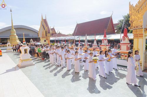 ภาพ No.266512:วันที่ 25 ตุลาคม พ.ศ. 2568 พิธีทอดกฐินสามัคคีทั่วไทย ณ วัดสว่างอารมณ์ ต.ป่าโมก อ.ป่าโมก จ.อ่างทอง โดยคณะศิษยานุศิษย์ บูชาธรรม 81 ปี หลวงพ่อธัมมชโย