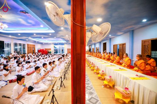 พิธีถวายภัตตาหารเป็นสังฆทาน แด่คณะพระธรรมยาตรา ปีที่ 12 วันที่ 20 มกราคม พ.ศ. 2567 ณ วัดโบสถ์(บน) บางคูเวียง จ.นนทบุรี