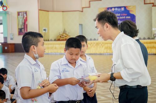 ภาพ No.104764:วันรวมพลังเด็กดี V-star ผู้นำฟื้นฟูศีลธรรมโลก จังหวัดพังงา วันที่ 22 ธันวาคม พ.ศ. 2566 ณ โรงเรียนอนุบาลพังงา