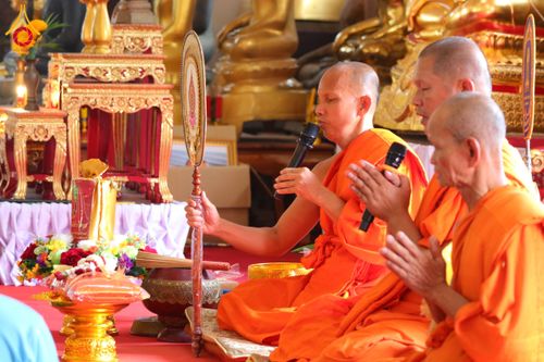 ภาพ No.171959:พิธีทอดกฐิน ณ วัดบ้านโนน จ.ปราจีนบุรี ในโครงการกฐินสามัคคีทั่วไทย 30,000 วัด บูชาธรรม 80 ปี หลวงพ่อธัมมชโย โดยคณะศิษยานุศิษย์วัดพระธรรมกาย วันที่ 27 ตุลาคม พ.ศ. 2567