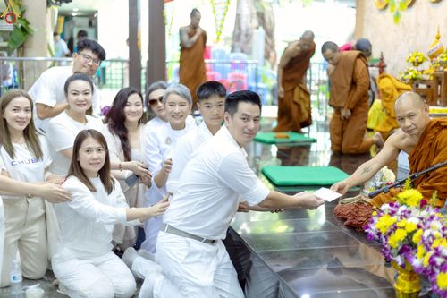 ภาพ No.260953:วันที่ 19 ตุลาคม พ.ศ. 2568 พิธีทอดกฐินสามัคคีทั่วไทย 30,000 วัด โดยคณะศิษยานุศิษย์ บูชาธรรม 81 ปี หลวงพ่อธัมมชโย ณ วัดเขาแตงอ่อน อ.ศรีราชา จ.ชลบุรี