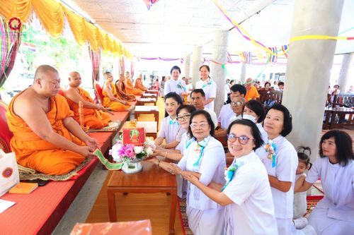 ภาพ No.183317:พิธีทอดกฐิน ณ วัดร่องริว จ.เชียงราย ในโครงการทอดกฐินสามัคคีทั่วไทย 30,000 วัด บูชาธรรม 80 ปี หลวงพ่อธัมมชโย โดยคณะศิษยานุศิษย์วัดพระธรรมกาย วันที่ 20 ตุลาคม พ.ศ. 2567