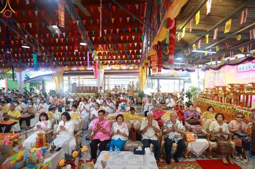 ภาพ No.179422:พิธีทอดกฐิน ณ วัดลานนาบุญ อ.เมือง จ.นนทบุรี ในโครงการกฐินสามัคคีทั่วไทย 30,000 วัด บูชาธรรม 80 ปี หลวงพ่อธัมมชโย โดยคณะศิษยานุศิษย์วัดพระธรรมกาย วันที่ 26 ตุลาคม พ.ศ. 2567