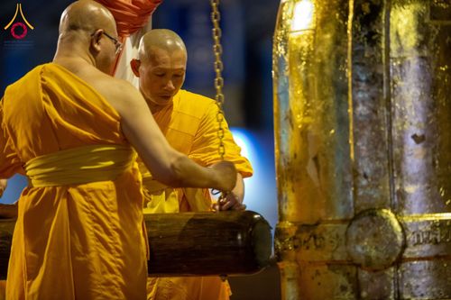 ภาพ No.125175:พิธีฉลองชัยสวดธัมมจักกัปปวัตตนสูตร ครบ 6,152,001,250 จบ ณ มหารัตนวิหารคด วัดพระธรรมกาย วันเสาร์ 24 กุมภาพันธ์ พ.ศ. 2567