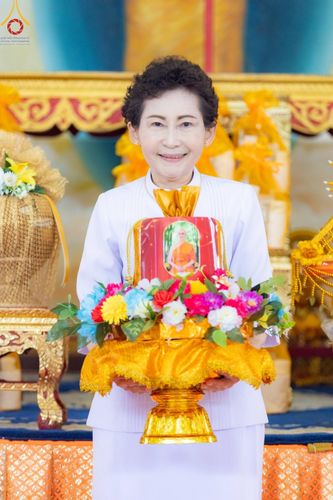 ภาพ No.165935:พิธีทอดกฐิน ณ วัดท่าเรือ ต.ท่าเรือ อ.ท่ามะกา จ.กาญจนบุรี ในโครงการกฐินสามัคคีทั่วไทย 30,000 วัด บูชาธรรม 80 ปี หลวงพ่อธัมมชโย โดยคณะศิษยานุศิษย์วัดพระธรรมกาย วันที่ 20 ตุลาคม พ.ศ. 2567