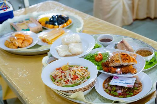 ภาพ No.165743:พิธีถวายภัตตาหารเมนูสวรรค์ วันที่ 26 ตุลาคม พ.ศ. 2567 ณ หอฉันคุณยายอาจารย์ฯ วัดพระธรรมกาย