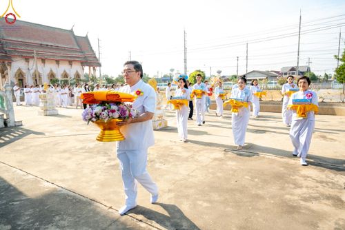 ภาพ No.189686:พิธีทอดผ้าป่าทำนุบำรุงศาสนสถาน ในโครงการธรรมยาตรา กตัญญูบูชา มหาปูชนียาจารย์ พระมงคลเทพมุนี(สด จนฺทสโร) พระผู้ปราบมาร อนุสรณ์สถาน 7 แห่ง ปีที่ 13 ณ วัดใหม่พิบูลย์ผล ต.บางเลน อ.สองพี่น้อง จ.สุพรรณบุรี วันที่ 5 มกราคม พ.ศ. 2568