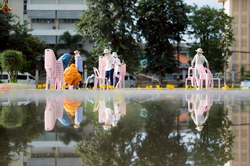 ภาพ No.239722:วันที่ 16-17 สิงหาคม พ.ศ. 2568 การปฏิบัติหน้าที่ของเจ้าหน้าที่ทุกสถานะ เพื่องานพิธีอัญเชิญรูปเหมือนพระมงคลเทพมุนี (สด จันทสโร) และพิธีกดปุ่มอัญเชิญรูปเหมือน พระมงคลเทพมุนี (สด จันทสโร) ณ มหาวิหารแก้วพระมงคลเทพมุนี ศูนย์ปฏิบัติธรรมแก้วเมืองเลย จ.เลย