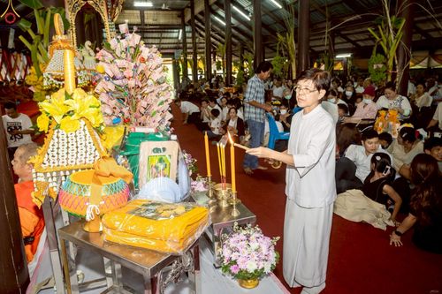 ภาพ No.272348:วันที่ 1 พฤศจิกายน พ.ศ. 2568 พิธีทอดกฐินสามัคคีทั่วไทย ณ วัดเกาะวังไทร ต.ถนนขาด อ.เมือง จ.นครปฐม โดยคณะศิษยานุศิษย์ บูชาธรรม 81 ปี หลวงพ่อธัมมชโย