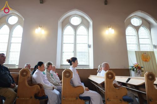 ภาพ No.172133:พิธีทอดกฐิน วัดพระธรรมกายสก็อตแลนด์ บูชาธรรม 80 ปี หลวงพ่อธัมมชโย โดยคณะศิษยานุศิษย์วัดพระธรรมกาย วันที่ 25 ตุลาคม พ.ศ. 2567