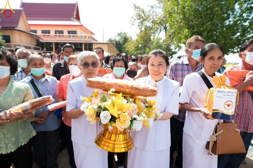 ภาพ No.96250:พิธีทอดกฐินสามัคคีทั่วไทย 5,000 วัด ณ วัดบ่อหว้า อ.หนองหญ้าไซ จ.สุพรรณบุรี วันที่ 19 พฤศจิกายน พ.ศ. 2566