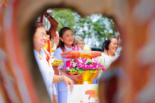 ภาพ No.268009:วันที่ 26 ตุลาคม พ.ศ. 2568 พิธีทอดกฐินสามัคคีทั่วไทย ณ วัดโพธิญาณ ต.หนองโพรง อ.ศรีมหาโพธิ จ.ปราจีนบุรี โดยคณะศิษยานุศิษย์ บูชาธรรม 81 ปี หลวงพ่อธัมมชโย