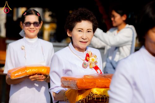 ภาพ No.198963:พิธีทอดผ้าป่าทำนุบำรุงศาสนสถาน ณ วัดบางปลา ตำบลบางปลา อำเภอบางเลน จังหวัดนครปฐม ในโครงการธรรมยาตรา กตัญญูบูชา มหาปูชนียาจารย์ พระมงคลเทพมุนี(สด จนฺทสโร) พระผู้ปราบมาร อนุสรณ์สถาน 7 แห่ง ปีที่ 13 วันที่ 21 มกราคม พ.ศ. 2568