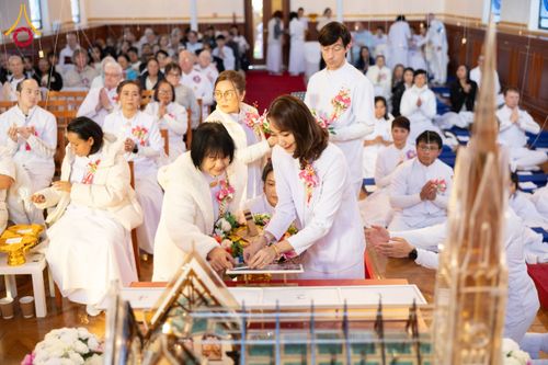 ภาพ No.173072:พิธีกฐินปุญญรังสีเศรษฐี ณ วัดพระธรรมกายนิวคาสเซิล สหราชอาณาจักร วันอาทิตย์ที่ 27 ตุลาคม พ.ศ. 2567