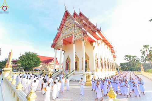 ภาพ No.184480:พิธีขอขมา มอบบาตรผ้าไตร บรรพชา อุปสมบท  ในโครงการอุปสมบทบูชาธรรมมหาปูชนียาจารย์ ณ วัดกลางพระอารามหลวง อ.เมืองบุรีรัมย์ จ.บุรีรัมย์ วันศุกร์ที่ 6 ธันวาคม พ.ศ. 2567