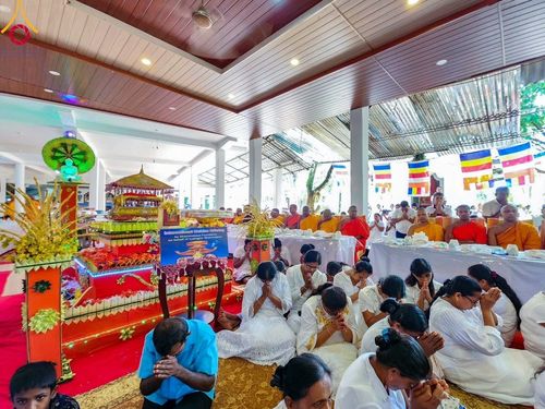 ภาพ No.97835:วัดพระธรรมกาย ร่วมบุญกฐินศรีลังกา ณ วัดศรีคุณเซการ่ารามายะ มาตาเล วันที่ 20 พฤศจิกายน พ.ศ. 2566