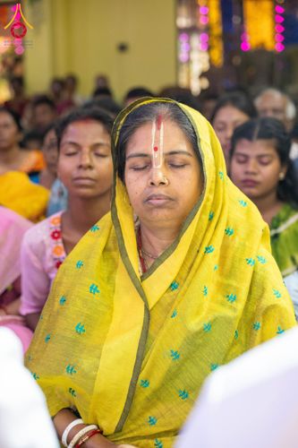 ภาพ No.179653:พิธีทอดกฐินสมทบ ณ วัดพุทธรัตนางกูร พิหาร (Bouddha Ratnangkur Bihar) เมืองกัลกัตตา ประเทศอินเดีย วันที่ 9 พฤศจิกายน พ.ศ. 2567