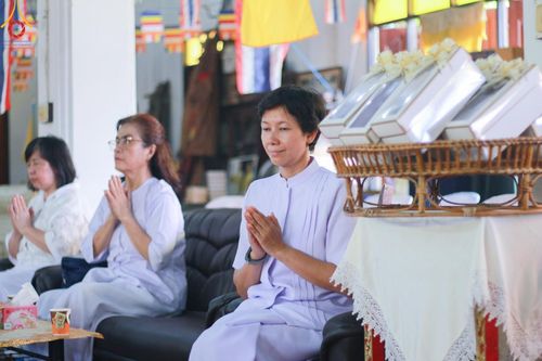 ภาพ No.179450:พิธีทอดกฐิน ณ วัดฉิมพลีสุทธาวาส นนทบุรี ในโครงการกฐินสามัคคีทั่วไทย 30,000 วัด บูชาธรรม 80 ปี หลวงพ่อธัมมชโย โดยคณะศิษยานุศิษย์วัดพระธรรมกาย วันที่ 26 ตุลาคม พ.ศ. 2567