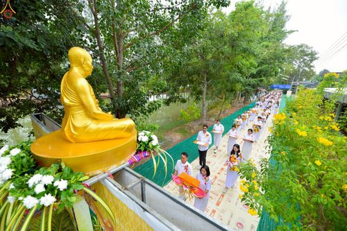 ภาพ No.271497:วันอาทิตย์ที่ 26 ตุลาคม พ.ศ. 2568 พิธีทอดกฐินสามัคคี เพื่อสร้างหอฉันและปรับปรุงอาคารสถานที่ ให้เหมาะสมในการอบรมคุณธรรมแก่เยาวชน ณ ศูนย์อบรมเยาวชนสุรินทร์