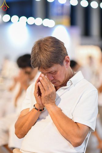 ภาพ No.142087:พิธีสวดธัมมจักกัปปวัตตนสูตร ด้วยยอดสวด 6,481,000,000 จบ ในวันศุกร์ที่ 21 มิถุนายน พ.ศ. 2567 (วันพระ ขึ้น 15 ค่ำ เดือน 7) ณ วัดพระธรรมกาย จ.ปทุมธานี