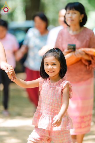 ภาพ No.172273:พิธีทอดกฐิน วัดเจริญธรรมมาราม จ.จันทบุรี ในโครงการกฐินสามัคคีทั่วไทย 30,000 วัด บูชาธรรม 80 ปี หลวงพ่อธัมมชโย โดยคณะศิษยานุศิษย์วัดพระธรรมกาย วันที่ 30 ตุลาคม พ.ศ. 2567