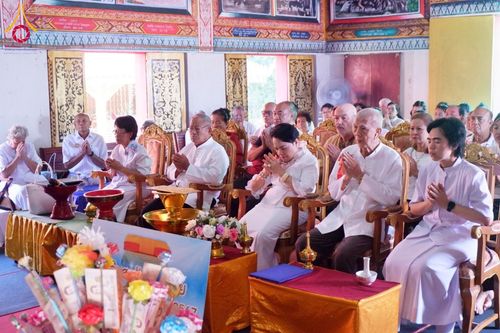 ภาพ No.178916:พิธีทอดกฐิน ณ วัดนาปราบ อ.สบปราบ จ.ลำปาง ในโครงการกฐินสามัคคีทั่วไทย 30,000 วัด บูชาธรรม 80 ปี หลวงพ่อธัมมชโย โดยคณะศิษยานุศิษย์วัดพระธรรมกาย วันที่ 30 ตุลาคม พ.ศ. 2567