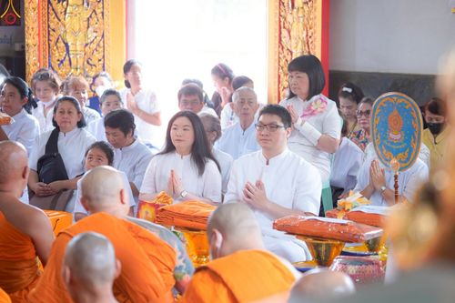 ภาพ No.265052:วันที่ 8 ตุลาคม พ.ศ. 2568 พิธีทอดกฐินสามัคคีทั่วไทย 30,000 วัด โดยคณะศิษยานุศิษย์ บูชาธรรม 81 ปี หลวงพ่อธัมมชโย ณ วัดอ้อมน้อย อ.กระทุ่มแบน จ.สมุทรสาคร