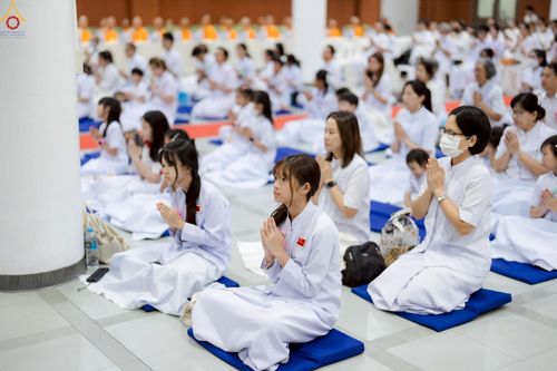 ภาพ No.228182:วันอาทิตย์ที่ 1 มิถุนายน พ.ศ.2568 พิธีถวายมหาสังฆทานพระ 100 รูป สโมสรซุปเปอร์คิดส์ ปีที่ 6 ณ ห้อง SPD 8 สภาธรรมกายสากล วัดพระธรรมกาย