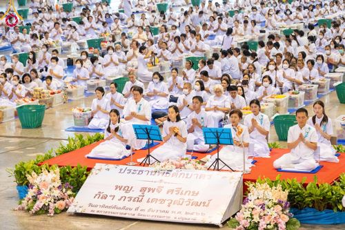 ภาพ No.99609:พิธีตักบาตรวันอาทิตย์ต้นเดือน ณ สภาธรรมกายสากล วัดพระธรรมกาย จ.ปทุมธานี วันอาทิตย์ที่ 3 ธันวาคม พ.ศ. 2566