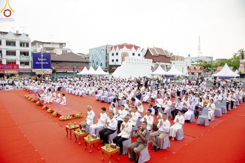 ภาพ No.126298:พิธีทำบุญเมืองนครราชสีมา ฉลอง 556 ปี ตักบาตรพระ 10,000 รูป ในวันเสาร์ที่ 2 มีนาคม พ.ศ.2567 ณ อนุสาวรีย์ท้าวสุรนารี จ.นครราชสีมา จัดโดย คณะสงฆ์จังหวัดนครราชสีมา ร่วมกับสำนักงานจังหวัดนครราชสีมา