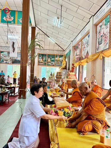 ภาพ No.177055:พิธีทอดกฐิน ณ วัดกรุงราษฎร์บำรุง จ.ปราจีนบุรี ในโครงการทอดกฐินสามัคคีทั่วไทย 30,000 วัด บูชาธรรม 80 ปี หลวงพ่อธัมมชโย โดยคณะศิษยานุศิษย์วัดพระธรรมกาย วันที่ 15 พฤศจิกายน พ.ศ. 2567