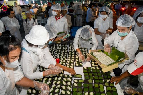 ภาพ No.109143:พิธีถวายภัตตาหารเป็นสังฆทาน แด่คณะพระธรรมยาตราฯ วันที่ 10 มกราคม พ.ศ. 2567 ณ อนุสรณ์สถานคลองบางนางแท่น อ.สามพราน จ.นครปฐม